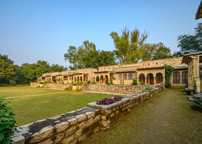 Neemrana\'S - Hill Fort - Kesroli