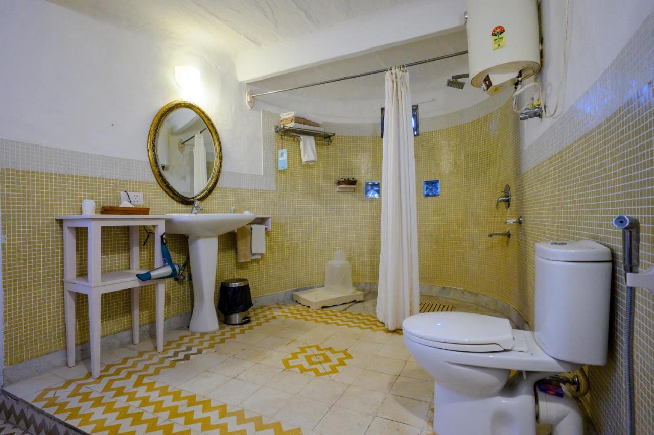 Neemrana's - Hill - Kesroli Hotel